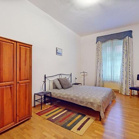 Central Apartmany Biela Street براتسيلافا المظهر الخارجي الصورة