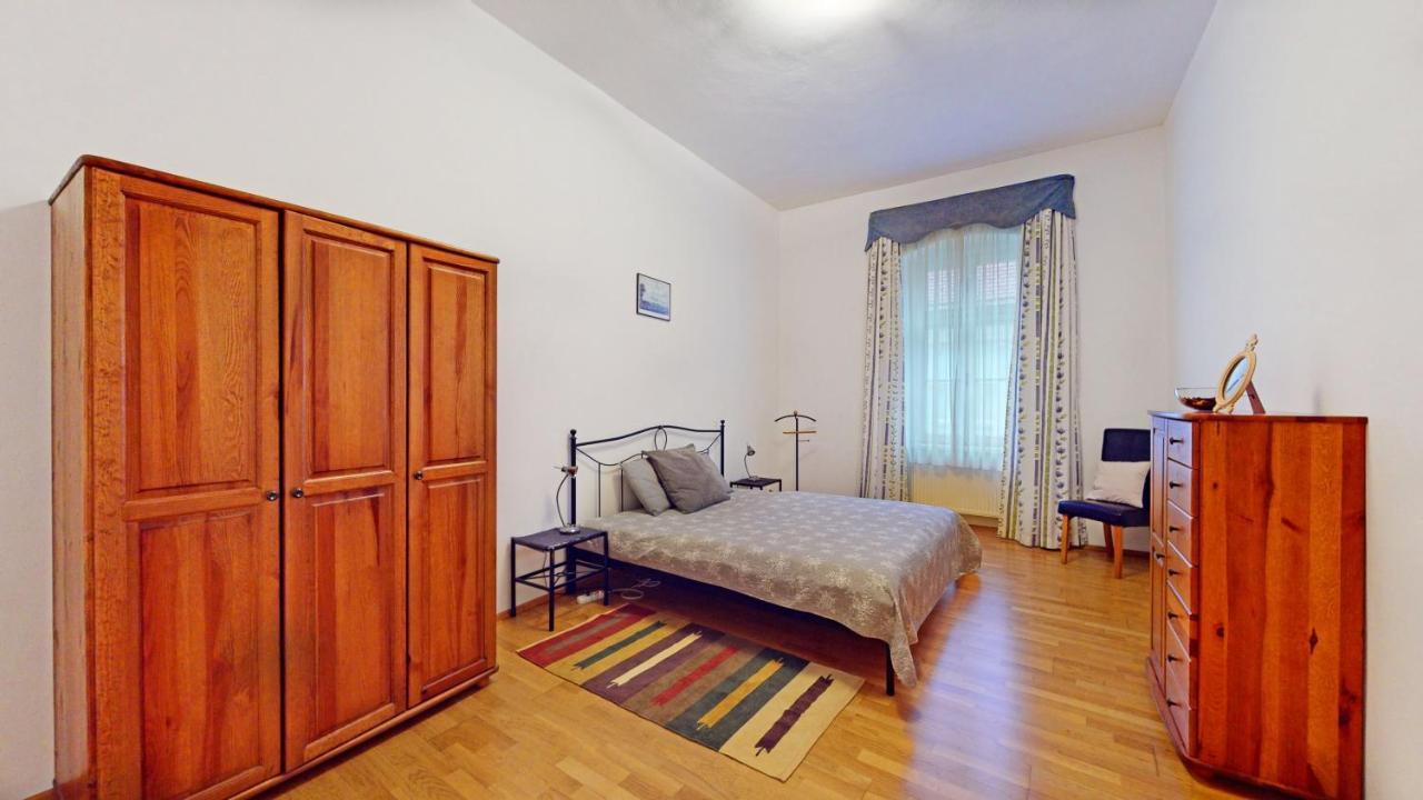 Central Apartmany Biela Street براتسيلافا المظهر الخارجي الصورة